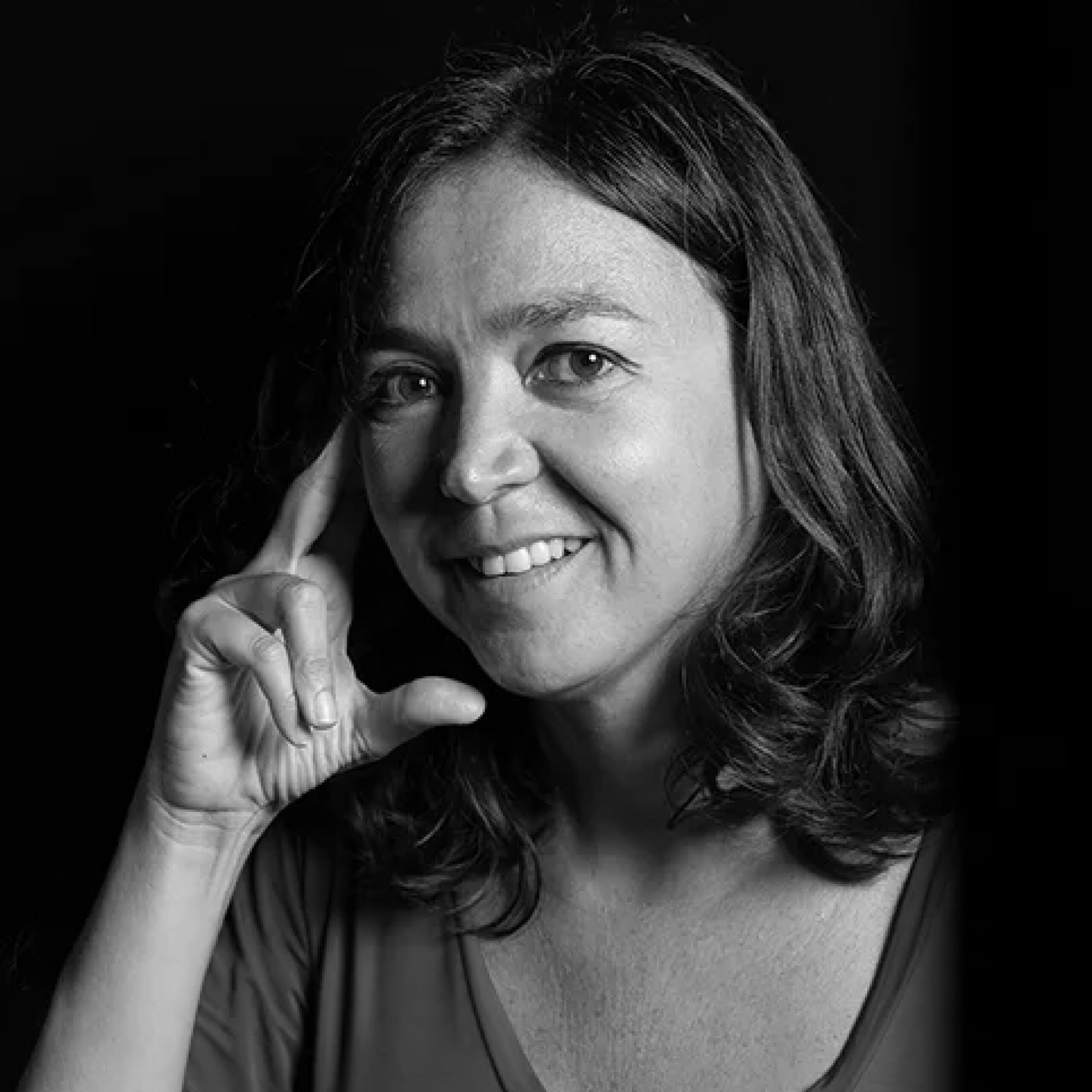 Benedetta Brevini - Phó Giáo sư kinh tế chính trị truyền thông và tác giả cuốn "Is AI Good for the Planet?"